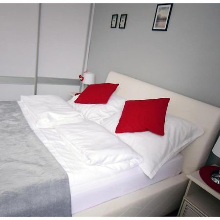 Апартаменты Color 24 Apartament IV Сталёва-Воля Экстерьер фото