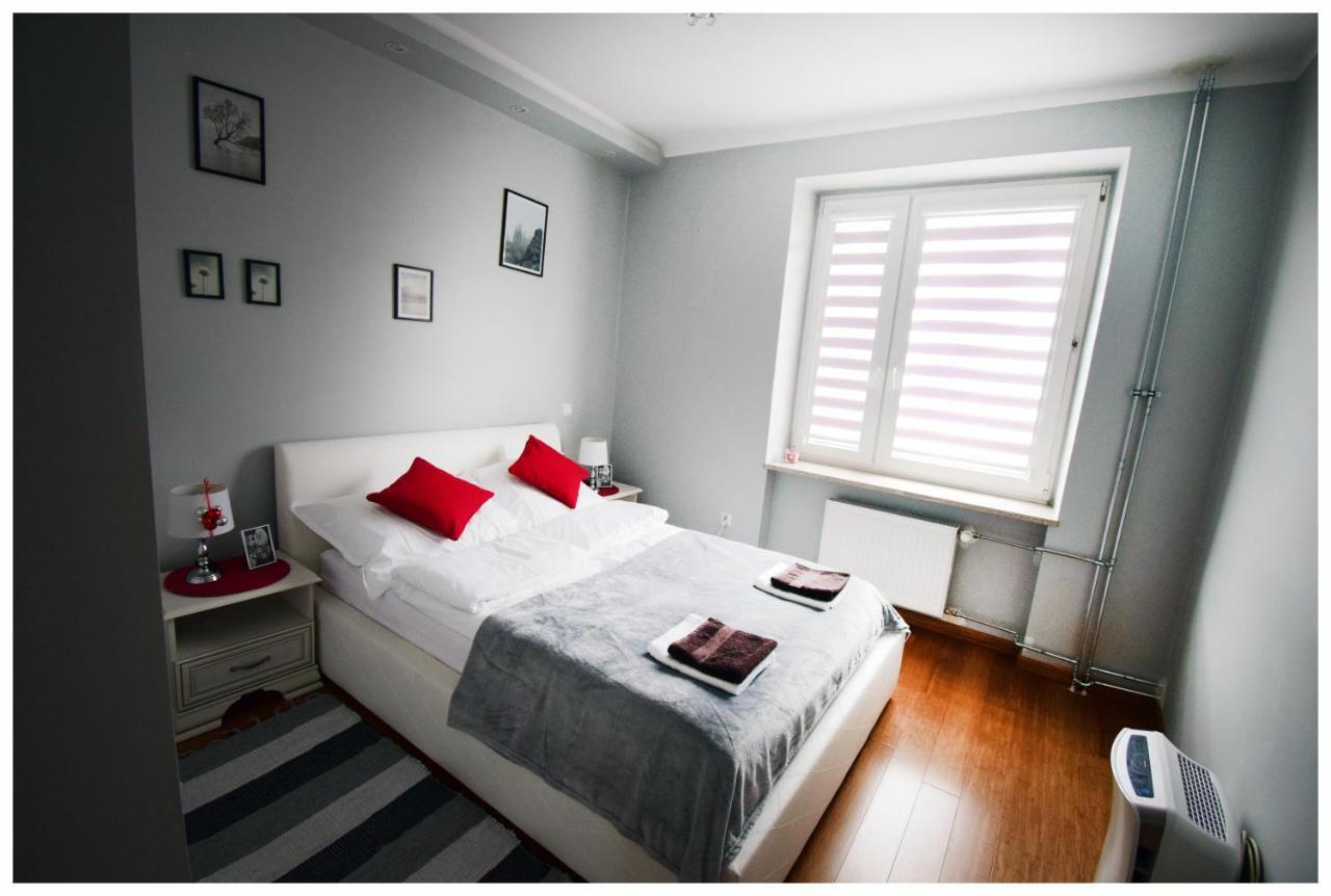 Апартаменты Color 24 Apartament IV Сталёва-Воля Экстерьер фото