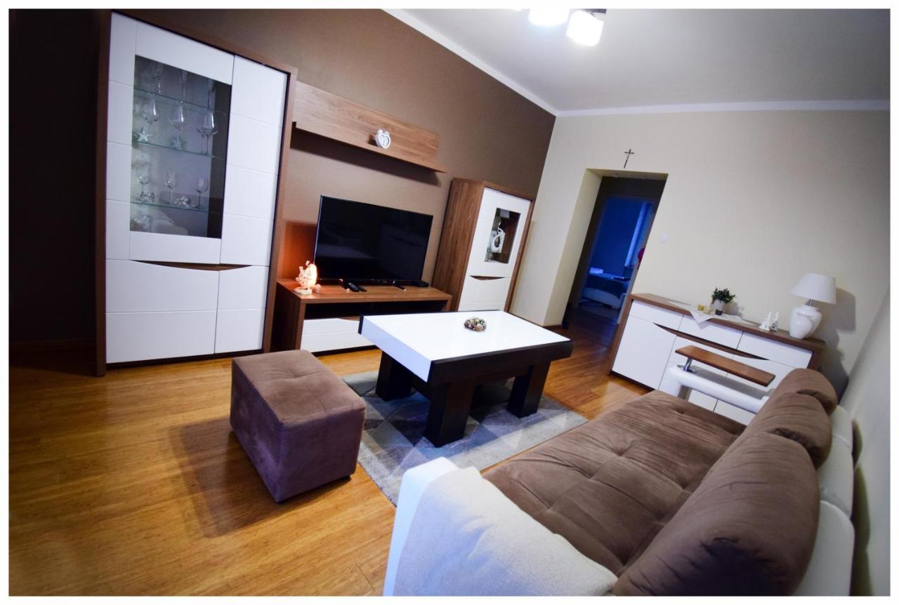 Апартаменты Color 24 Apartament IV Сталёва-Воля Экстерьер фото