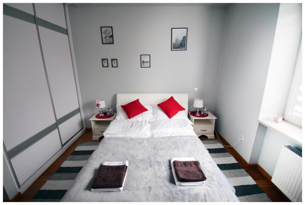 Апартаменты Color 24 Apartament IV Сталёва-Воля Экстерьер фото